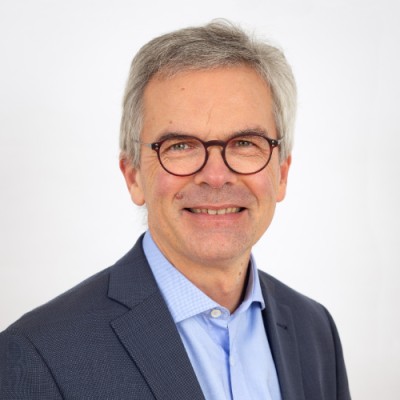 Pierre de Bergh, Intech Group