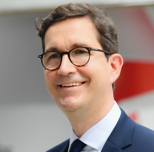 Eric Emoré, HSBC Services