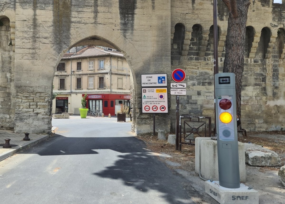 ©Survision ©Survision