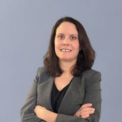 Nora Asri, Sodero Gestion