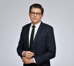 Julien Brouwer, Yards Julien Brouwer, Yards