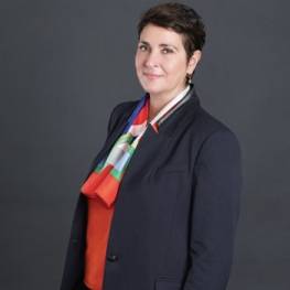 Sandra Esquiva-Hesse, DLA Piper