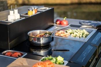 © Adventys © Adventys