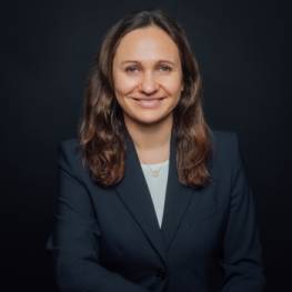 Elena Pintea-Pushkine, D'Alverny Avocats