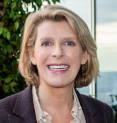 Delphine Abellard, Taj