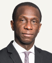 Hervé Ekué, Allen & Overy