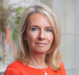 Isabelle Buffard-Bastide, Desfilis Isabelle Buffard-Bastide, Desfilis