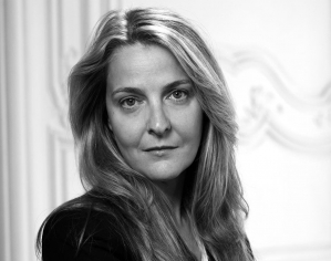 Sabina Comis, Dechert